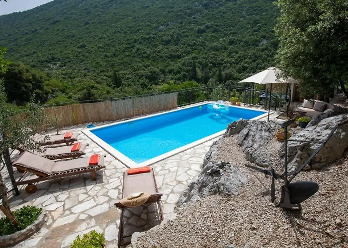 Rural House Janjic Вилла Плоче